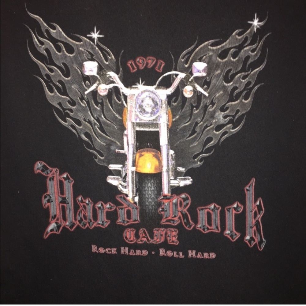 VINTAGE 90s HARD ROCK CAFE SHIRT